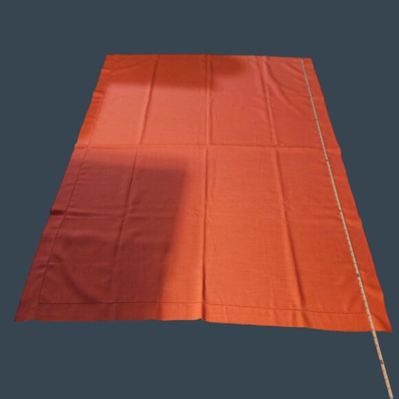 Vintage By Vera Pink Tablecloth 50% Rayon 35% Polyester 15% Linen 52" x 68" - Picture 1 of 7